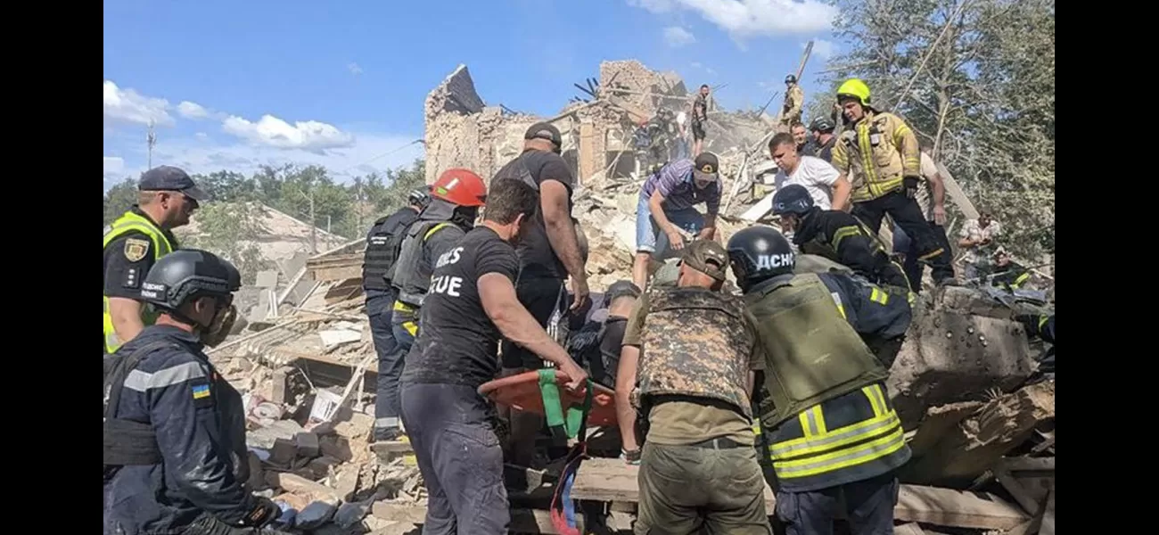 Nine died in Ukraine attacks; US sanctions on Russia increase as a result.