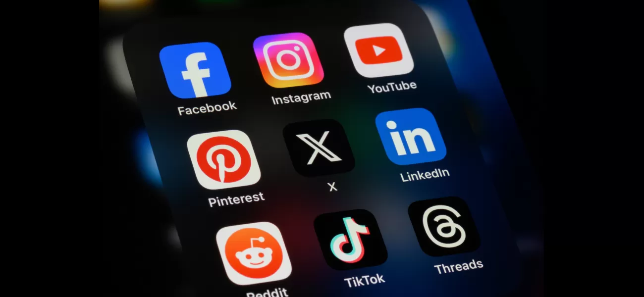 Opposition party urges both sides to agree on implementing a ban on social media.