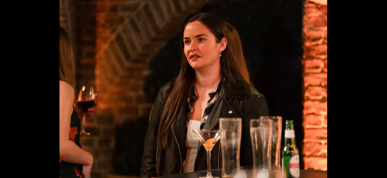 Jacqueline Jossa criticizes restrictive schools, thinking of pulling her kids out.