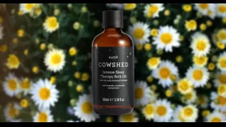 Aromatherapy bath with this oil results in a 'miracle' 9-hour sleep for those who struggle with sleeping.