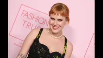 Tallulah Willis, daughter of Bruce Willis, shares honest photos and updates on her health disorder.