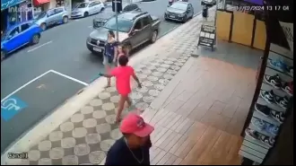 Instant karma for woman who slapped child after four seconds.
