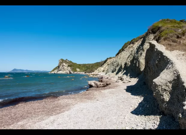 Missing tourist in Greece in the midst of extreme heatwave on an isolated island.