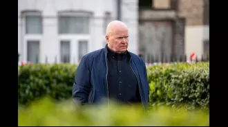 Phil reveals life-changing secret in EastEnders for loved one