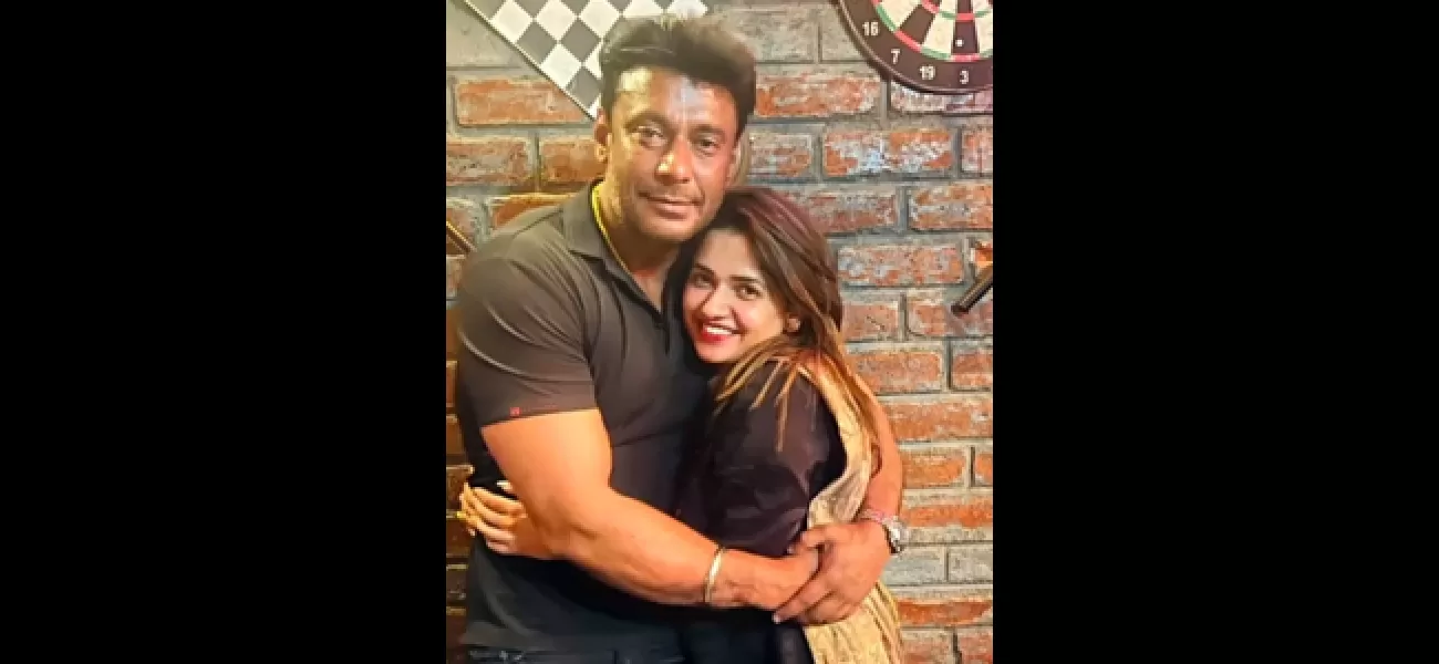 Counsel clarifies that Pavithra Gowda is not the wife of Kannada superstar Darshan, in the fan murder case.