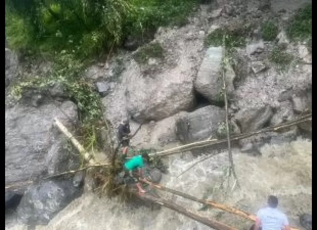 Tourists stranded in Sikkim's Mangan district may be rescued starting today.