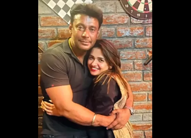 Counsel clarifies that Pavithra Gowda is not the wife of Kannada superstar Darshan, in the fan murder case.