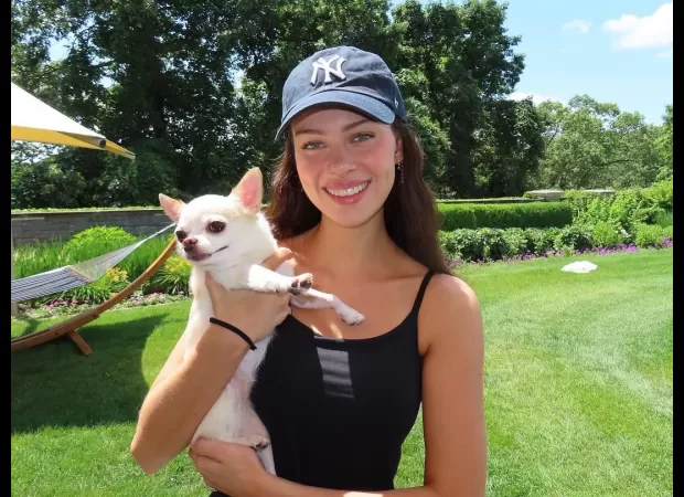 Actress Nicola Peltz Beckham shares heartbreaking news of her dog's death after a visit to the groomers.