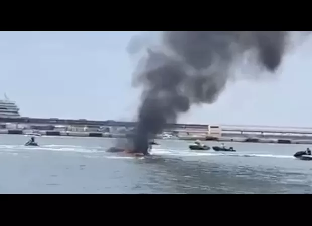 A pair from Britain suffer severe harm when their vessel detonates.