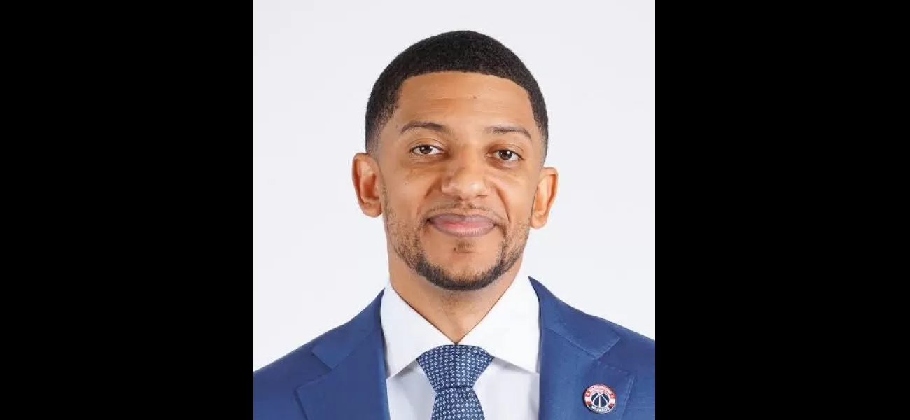 Saks Fifth Avenue apologizes to NBA GM for discriminatory treatment.