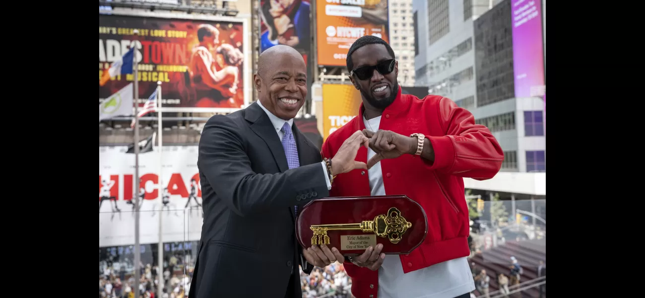 Diddy gives back key to NYC as mayor requests.