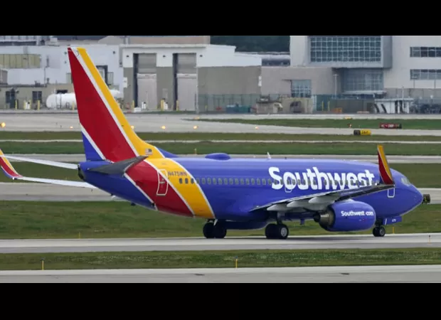 A passenger plane almost collided with the sea, coming within 400 feet of crashing.