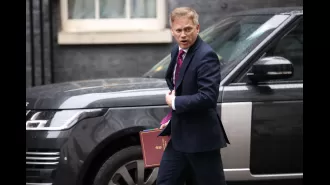 A Tory minister concedes that their party is unlikely to win the General Election.