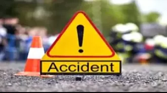Four people dead and two injured in an accident on Khariar road.