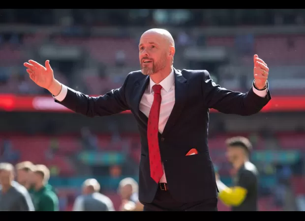 Micah Richards criticizes Erik ten Hag for his harsh criticism of Gareth Southgate after England's victory against Serbia at Euro 2024.