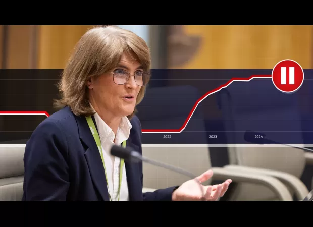 RBA cautions that favorable circumstances are needed to maintain current rates after decision to keep them steady.