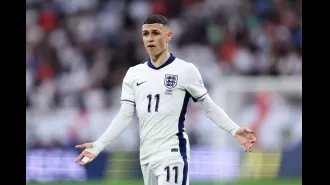 Theo Walcott wants a bold England player to take Phil Foden's spot in the starting lineup against Denmark.