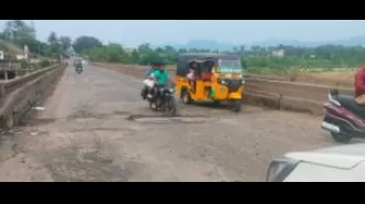 Dangerous Nagavali bridge on national highway 326 is a potential disaster.