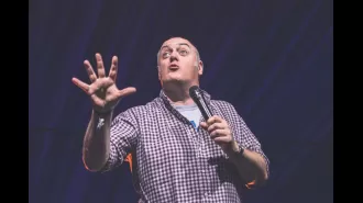 A comedian unexpectedly shows up at a wedding after performing at a nearby event.