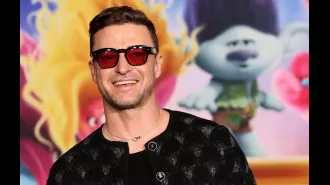 Exposing false rumors about Justin Timberlake's supposed arrest.