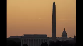 US still sweltering as heat wave persists, no reprieve in sight.