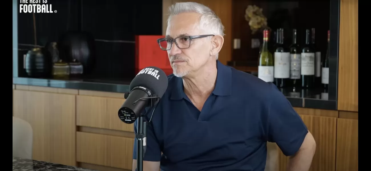 Lineker believes Southgate's comments about Phillips were disrespectful to the England team.