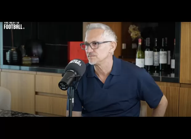 Lineker believes Southgate's comments about Phillips were disrespectful to the England team.