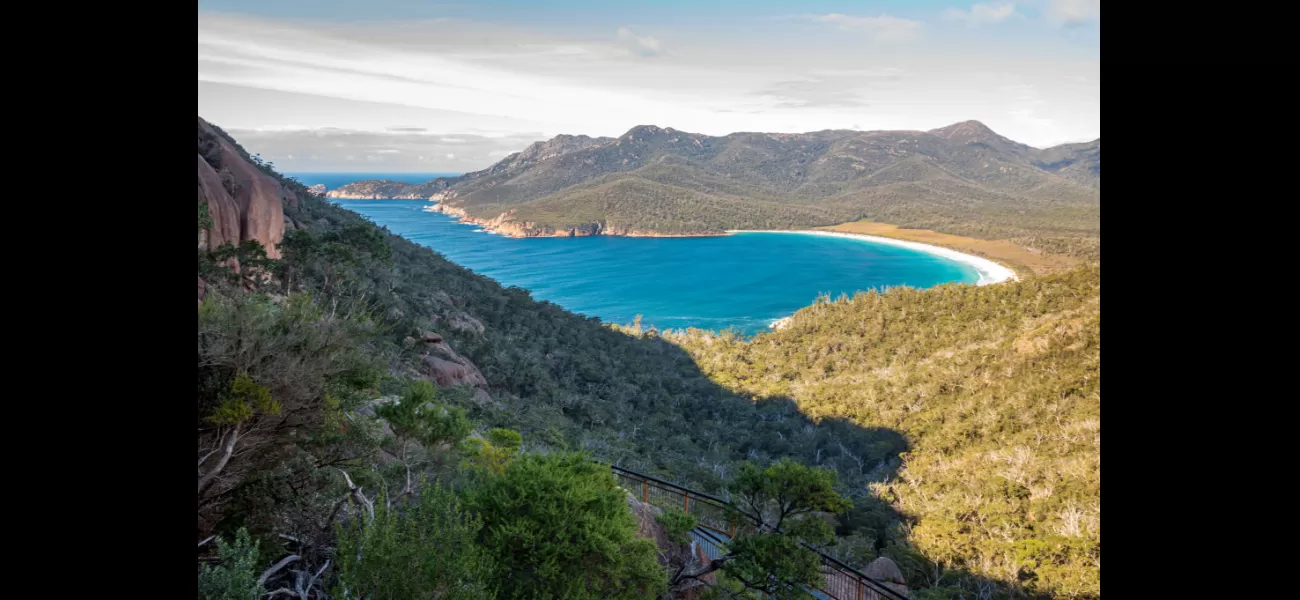Trade regular work hours for unconventional jobs on a picturesque island in Australia.