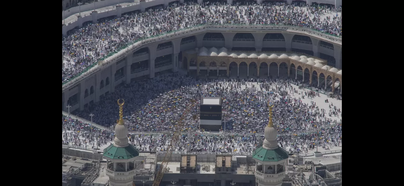 Over 1300 people, including an Australian, have died during Hajj due to extreme heat.