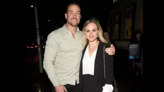 Former Coronation Street actor enjoys sunny vacation in France with significant other.