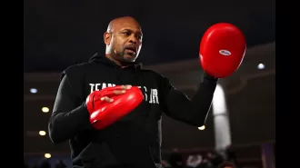 Boxing great Roy Jones Jr. shares heartbreaking news of his son DeAndre's passing from suicide.