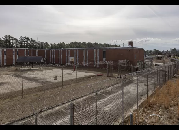 Rare pictures show inside of abandoned jail known for its notoriety