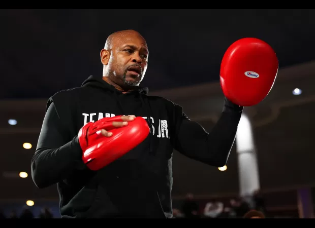Boxing great Roy Jones Jr. shares heartbreaking news of his son DeAndre's passing from suicide.