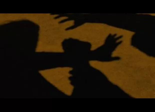 Police in Bhadrak district assault Dalit woman 

Cops in Bhadrak district attack and injure Dalit woman.