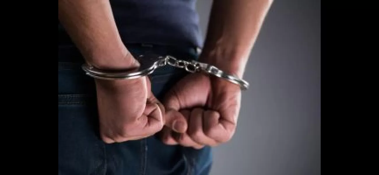 4 people stopped while attempting to rob something.