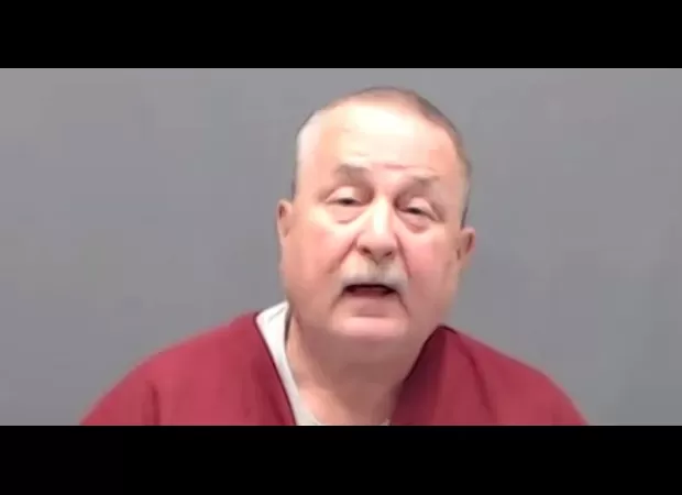 A prisoner on death row eats pizza before being put to death for murdering his stepdaughter.