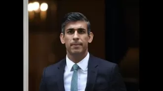 British Prime Minister Sunak is upset and outraged after a far-right party member was caught using a racist slur against him on video.