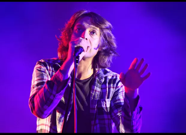 A popular 2000s pop artist plans to perform at a small venue in a British city.