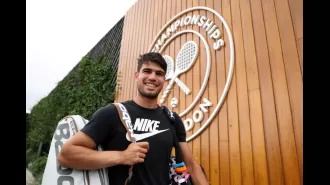 Alcaraz, Wimbledon winner, still views Murray videos.