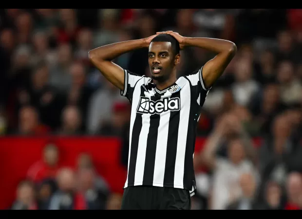 Chelsea is willing to give up a key player to Newcastle in their latest attempt to acquire Alexander Isak.