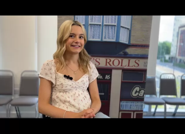 Coronation Street's new character Sydney Martin shares why Joel should be afraid of Betsy, DS Swain's daughter.