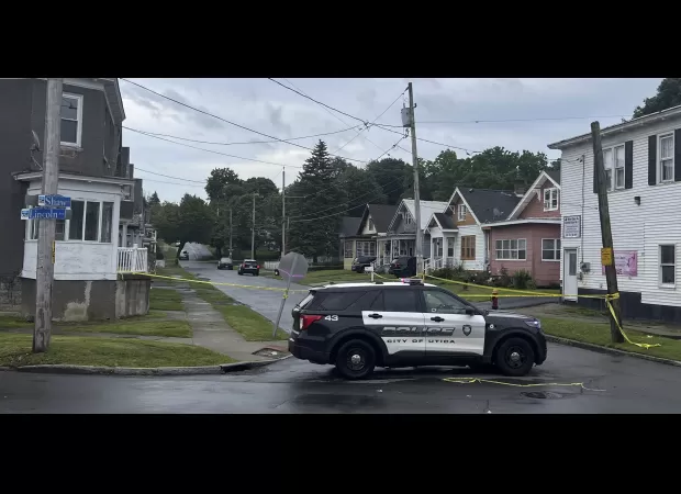 13-year-old boy shot by US police after allegedly pointing fake gun