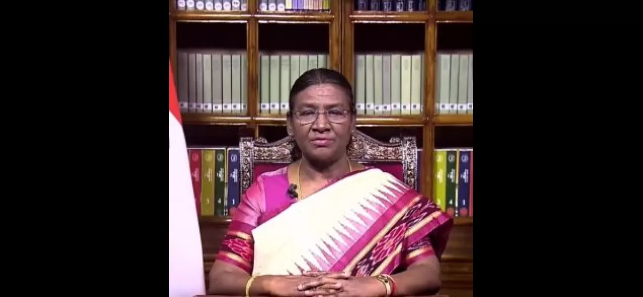 The President and Prime Minister honor the heroes of the Santhal rebellion.