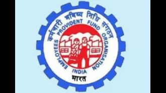 The MoSPI report shows a 4% decrease in new members joining EPFO, with 1.09 crore added in 2023-24.