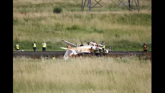 A plane crashed into a Paris motorway, claiming the lives of three individuals.