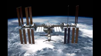 SpaceX awarded $1.2 billion to decommission International Space Station.