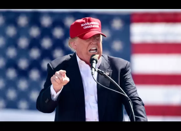 Barbershop owner lost customers after unknowingly hosting Trump event.