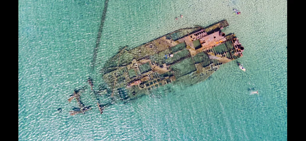 33-year-old UK visitor dies while swimming at well-known Greek wreck site.