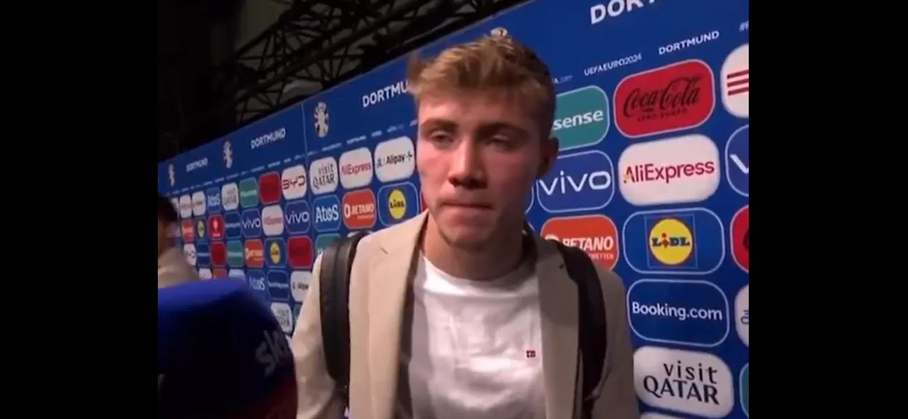 Rasmus Hojlund comments on Man United's talks to sign de Ligt.