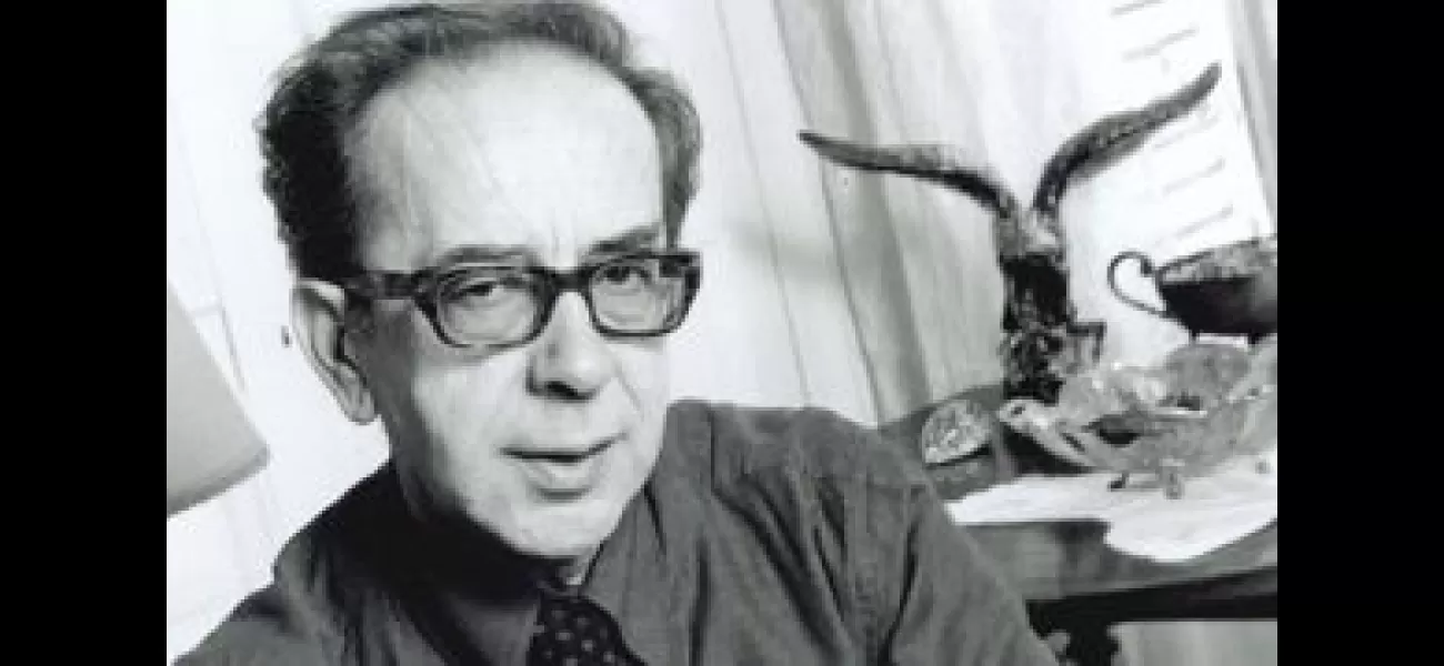 Famous Albanian novelist Ismail Kadare passes away at 88.